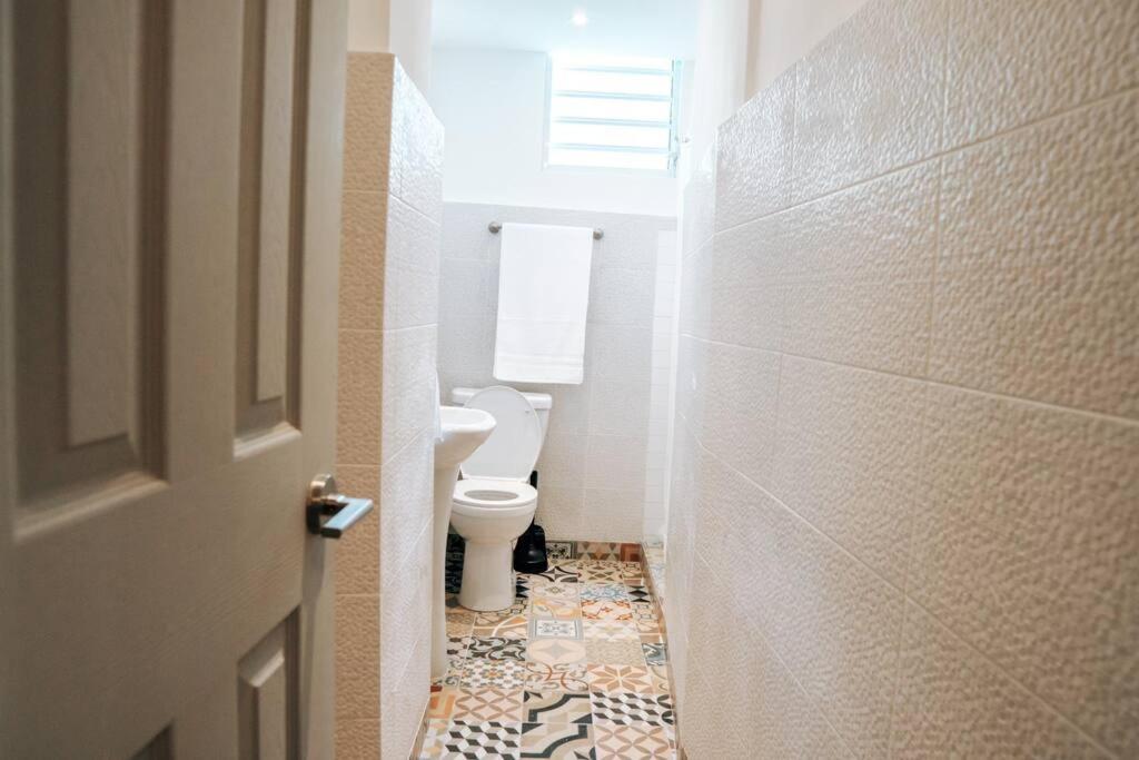 Comfy & Bright Apt @ Calle Loiza - Walk To Beach / Calle Loiza Abajo -N Apartment San Juan Exterior photo