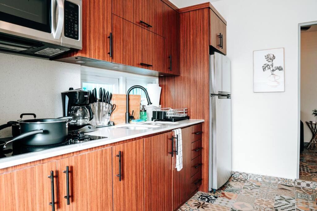 Comfy & Bright Apt @ Calle Loiza - Walk To Beach / Calle Loiza Abajo -N Apartment San Juan Exterior photo